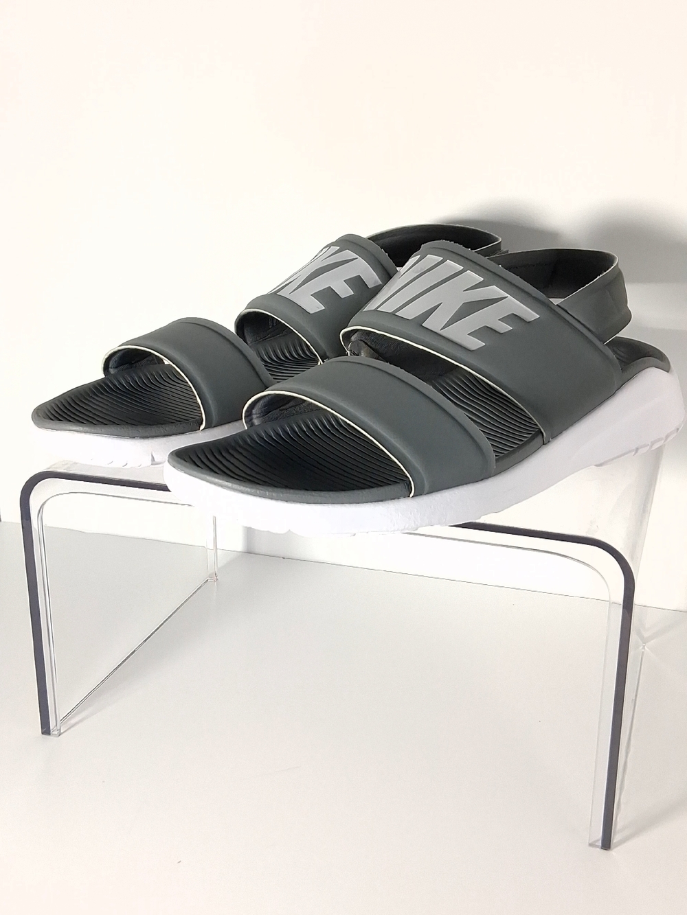 Nike Grey Logo Sport Women's Sandals Size 8 - Picture 6 of 16